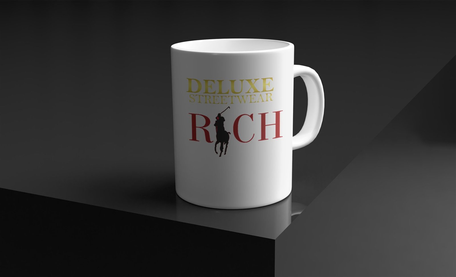 Taza blanca con diseño Rich para Deluxe Streetwear